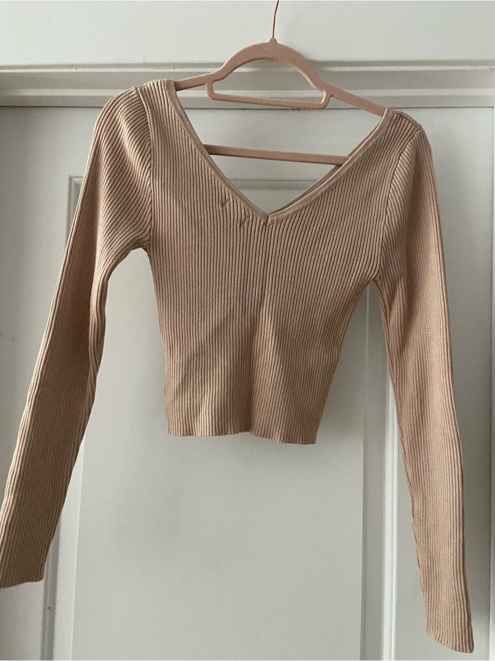 Beverly & Beck Ribbed V-Neck Cropped Sweater - 3pc Bundle - Picture 3 of 11